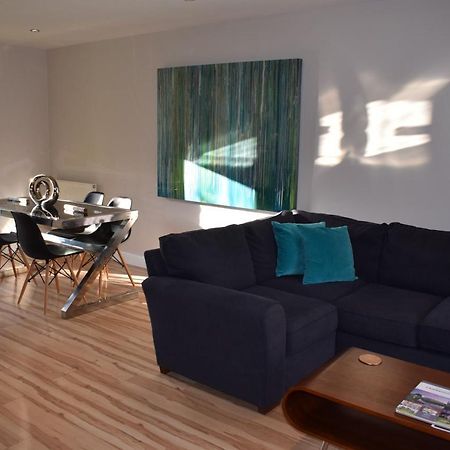 קאמברידג' Lux Living Apartments - Alpha Apartments מראה חיצוני תמונה